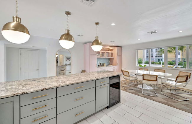 Poolside Paradise Dock & Pool! - Foto 12