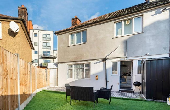 1 Bed-sleeps 4-free Parking-30 Min to Central Ldn - Photo 15