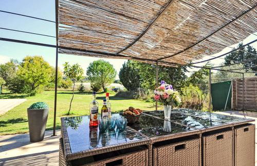 Gîte en Provence entre Pernes les fontaines et St Didier proche l'isle sur sorgues face Mont Ventoux Villa avec piscine - Photo 7