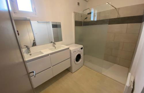 Fabuleux T3 climatisé de 85 m2, situé au calme avec grand parking gratuit privé ,Fibre wifi - Foto 10