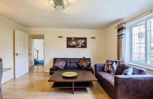 Spacious 2-Bed Family Flat in Wimbledon Near Tube - Foto 11