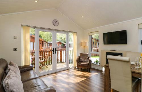 Fir Tree Lodge - Photo 3