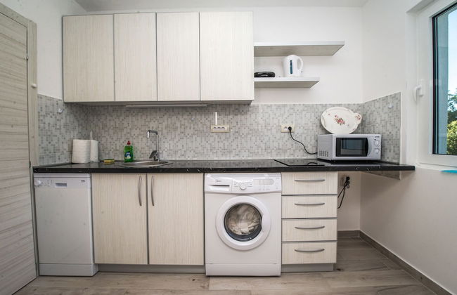 Villa Vrutak - Photo 35