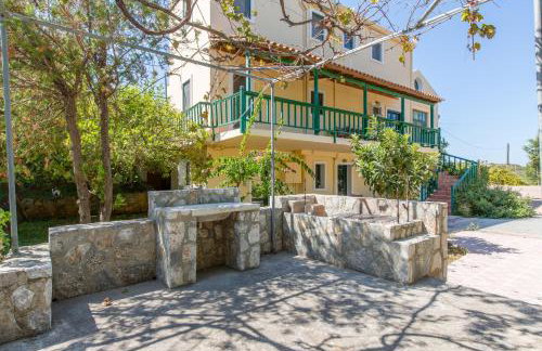 Ellie Villa - Foto 18