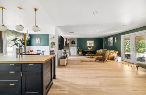 San Marcos 5BR Retreat with Pool Near TXST - Foto 13