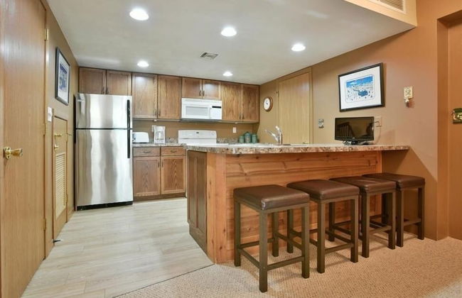 Seven Springs 2 Bedrooms Premium Condo, fireplace and a view by RedAwning - Foto 4