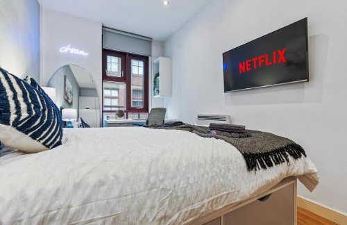 Central Leeds Flat - In City Centre - Modern Décor - Sleeps 8 - Foto 12