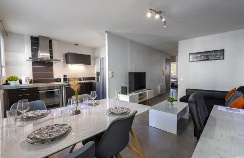 L'Évêché - T3 Spacieux & Traversant en Hypercentre - Foto 2