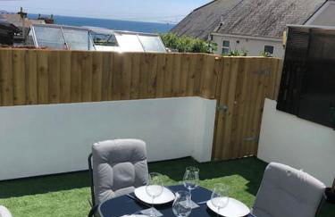 Modern Garden Apartment in a Large Victorian house - Foto 6