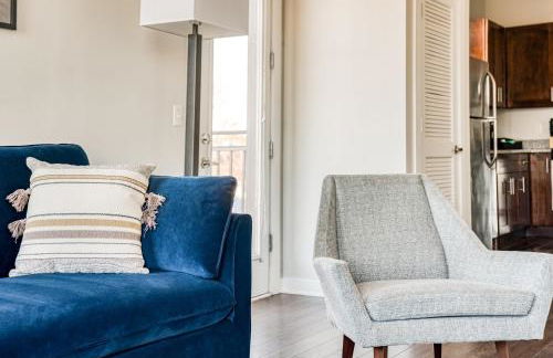 CozySuites Music Row Spacious 2BR with free parking 01 - Foto 7