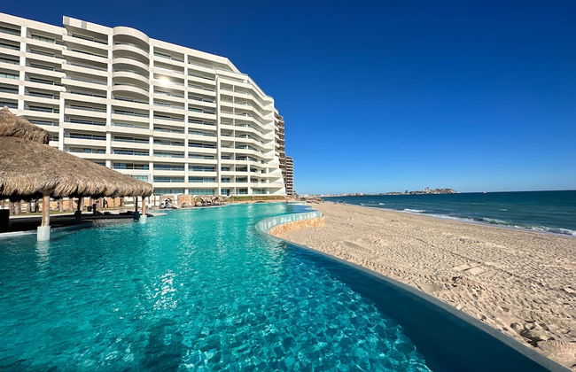 3BR Ground Floor Condo With Direct Pool Access - Foto 62