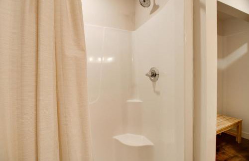 Pet Friendly Lakefront Home Dock, Kayaks and More! - Foto 28