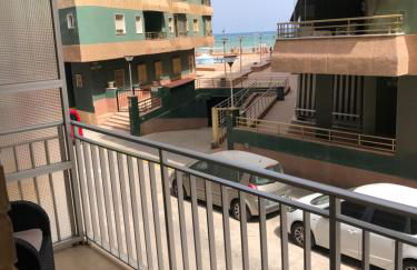 Apartamento con vistas a la playa - Foto 4