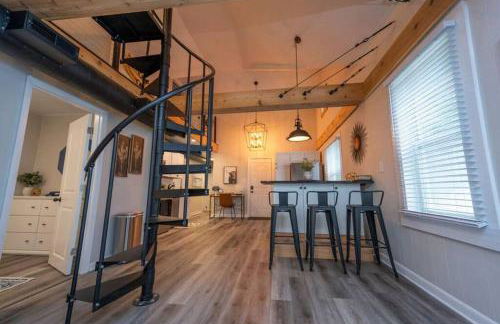 Family Beach Retreat w/Fun Loft Space, Firepit - Foto 7