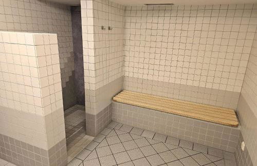 Winterberg Appartement 6 Pers aan Skilift grootste Skigebied nabij Bikepark Unieke locatie met zeer rustige tuin in het bos en het gezellige centrum leuke cafes restaurants en gratis zwembad sauna relax speelruimte parkeerplaats naast Der Brabander - Foto 71