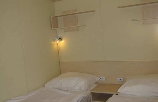 Balatontourist Füred Kemping&Üdülőfalu - Foto 4