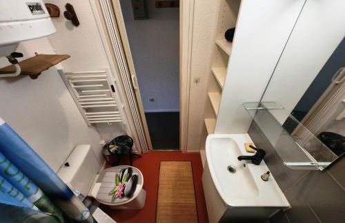 Studio pratique en RdC, au calme, avec vue - Foto 31