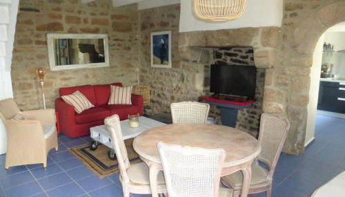 Holiday Home in Terenez by the Lively Port - Foto 3