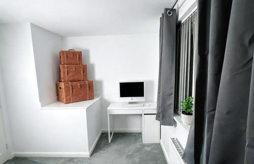 Ellas Stays - Photo 35