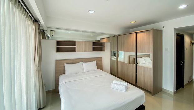 Homey And Nice Studio Tamansari The Hive Apartment - Foto 2, Habitación