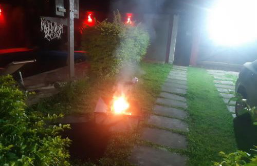 Sinuca, churrasqueira e fogueira a 300 metros do mar - Foto 17