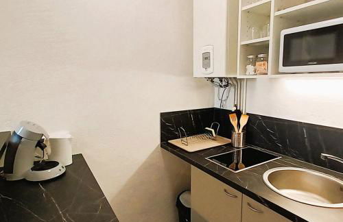 L'Oasis-T2 spacieux-Wifi-TV-Proche Gare - Foto 15