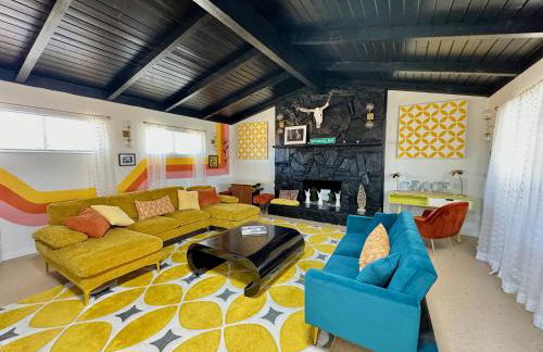 Mid-Century Modern Home w/Pool & Hot Tub - Foto 1