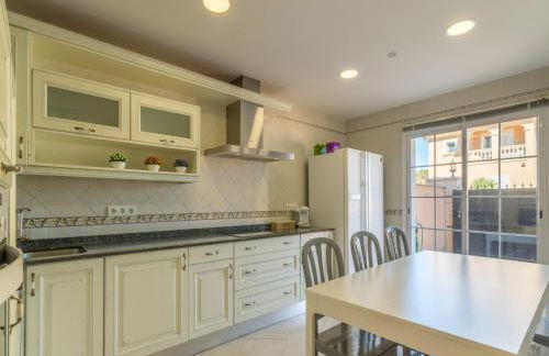 Casa Las Bahias Villa with Pool - Foto 10