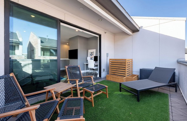 Modern Home, Private Balcony, Near Rainey & Lady Bird Lake Haus of Z - Foto 1