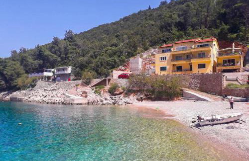 Robinson Bella - Foto 1