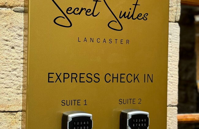Secret Suites Lancaster - Photo 33