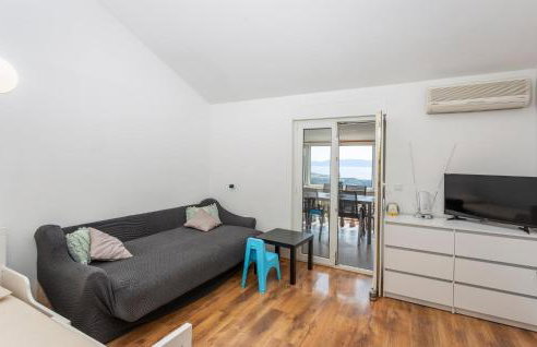 Awesome Apartment In Omisalj With Wifi - Foto 3