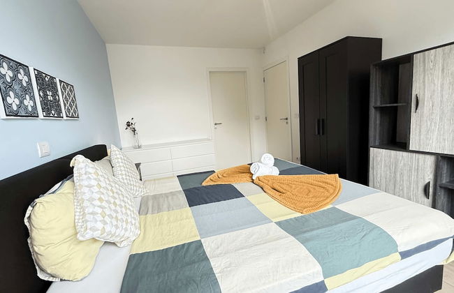 Spacious 3BR 2/5 BA Near Diamond District by Oneluxstay - Foto 14