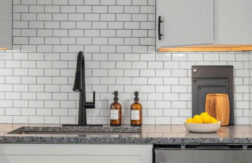 The Bauhaus - 4BR,3BA ,Families , Ample Parking - Foto 22