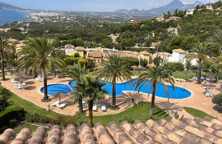 Stunning penthouse with sea view in Altea Hills - Photo 25