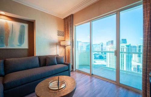 No Resort Fee Strip View Balcony+Free Valet+ Pool - Foto 22