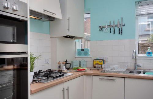 Holmdale House - Photo 11