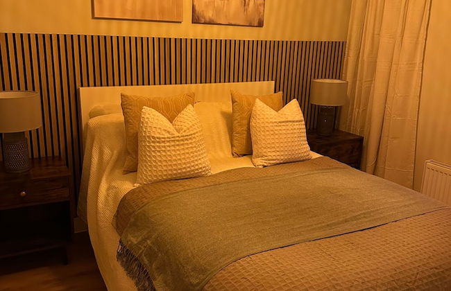 Renovatedapartmentsleeps4-freeparking-tv - Foto 2