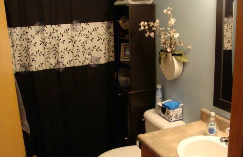 4 Bedroom/2 Bath Home 20 Acres of Woods - Hot Tub - Foto 18