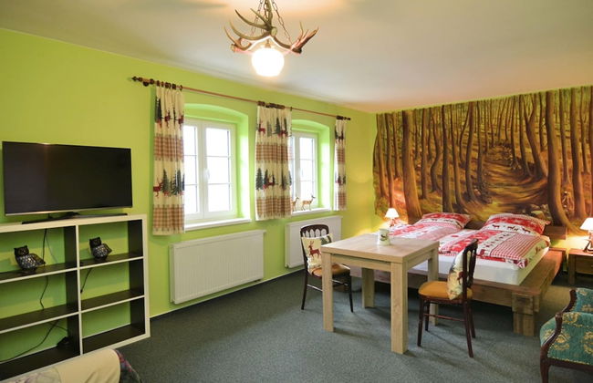 Spacious Villa near Forest in Buchet - Photo 4