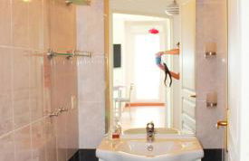 Comfy 2 min to Beach - AC - Photo 20