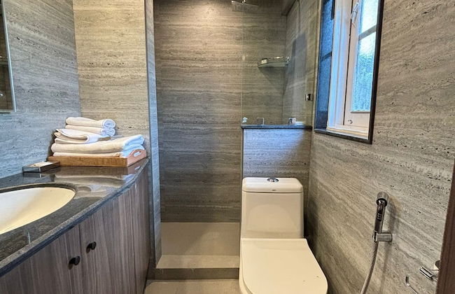 The Magnolia Srinagar - Photo 12