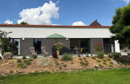 Helles Ferienhaus mit 2 Terrassen - Foto 9