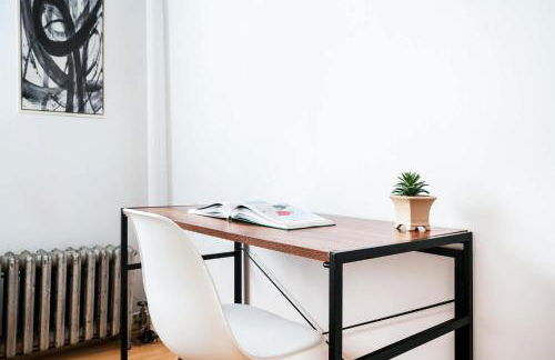 102-1A Best Value 2BR Apt Near Central Park - Foto 17