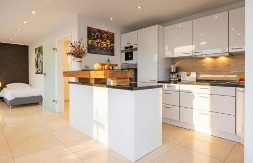 have-a-nice-Stay - Penthouse I Innenstadt I wenige Minuten zum Bahnhof I riesige Dachterrasse - Foto 13