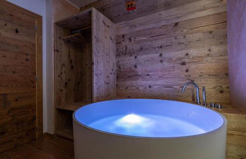Alla Regia Wellness, con sauna e vasca idromassaggio - Photo 11