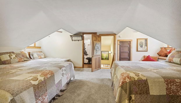 Emory House 8 Bedroom Cabin by RedAwning - Foto 3, Habitación