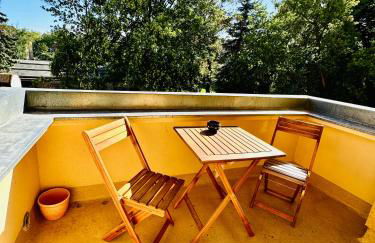 Stötteritz Holiday Apartment - 3 Rooms - 6 People - 5 beds - Balcony - Great public transport 11 minutes to the city - Foto 29