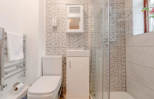 Central 3 Bedroom House With Garden - Foto 35