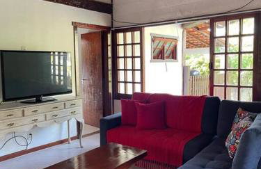 Casa especial com piscina e jardim - Foto 8